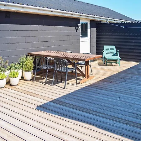 6 Person In Thisted *